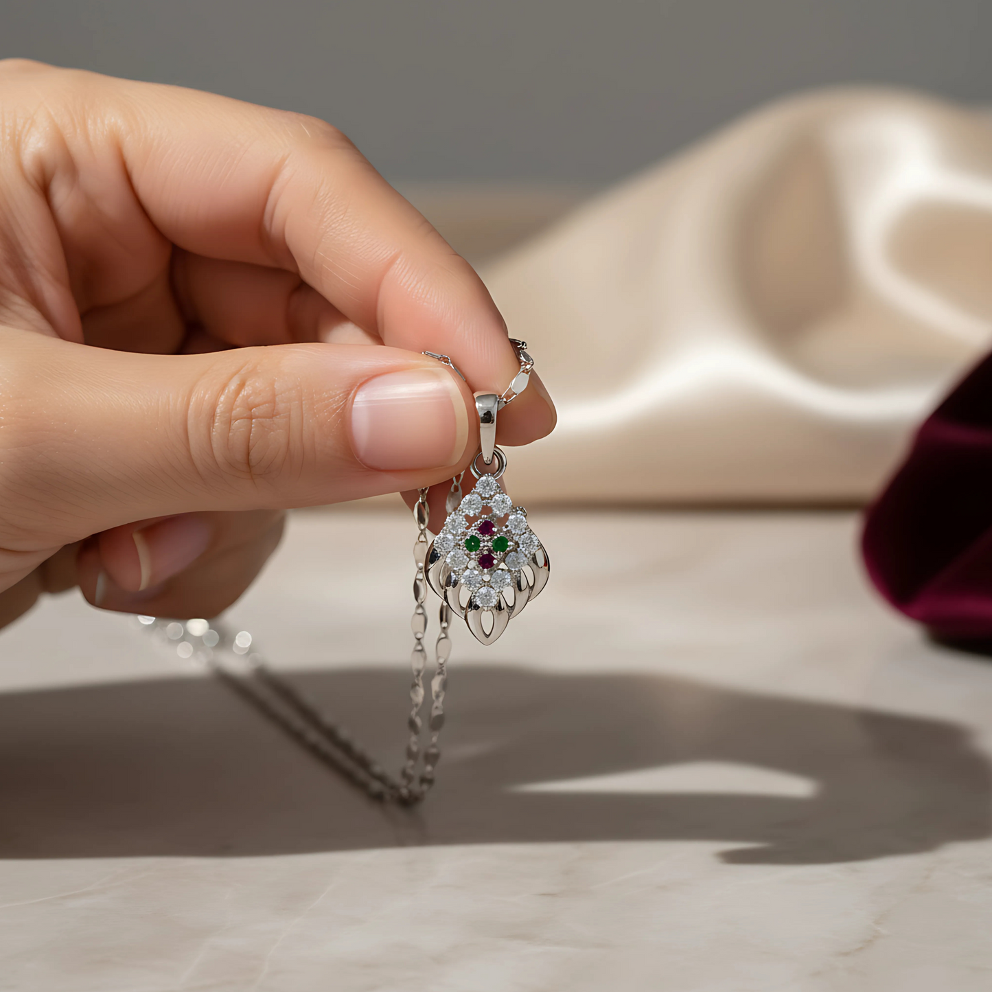 Elegant Silver Plated Pendant Necklace with Sparkling Stones