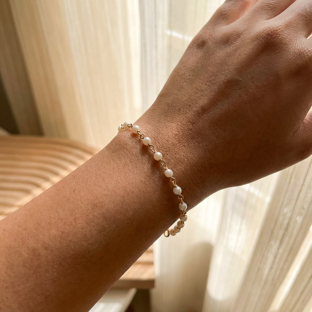 trilari pearl bracelet.